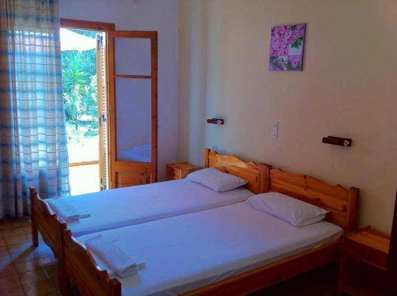 Reggis Apartments Dassia  Extérieur photo