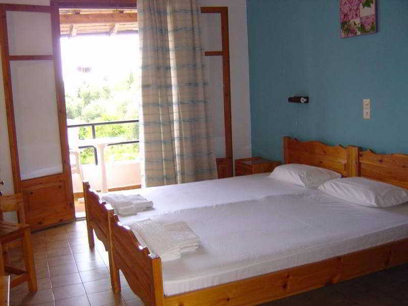 Reggis Apartments Dassia  Extérieur photo