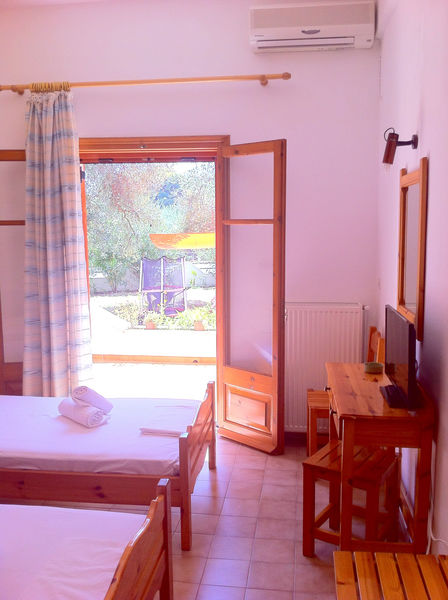 Reggis Apartments Dassia  Extérieur photo